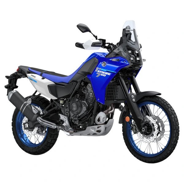 Yamaha Ténéré 700 (2025), vue de trois-quarts avant en studio
